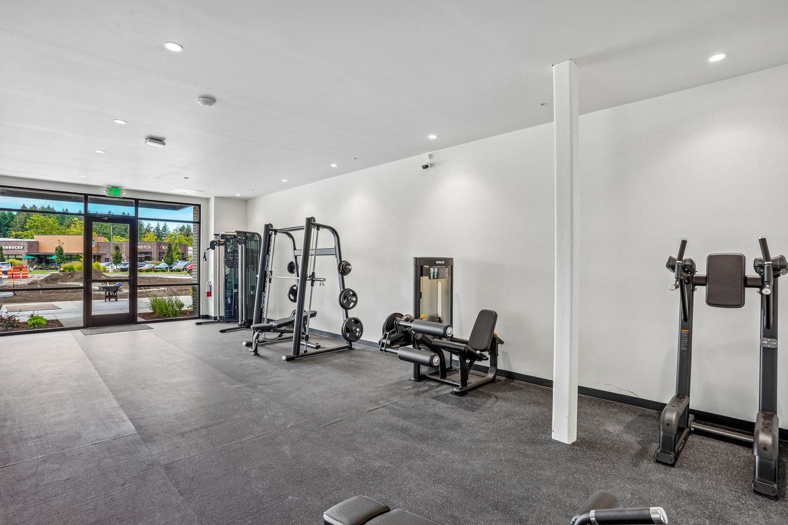 Lacey Apartment: 2463 Hogum Bay Rd NE