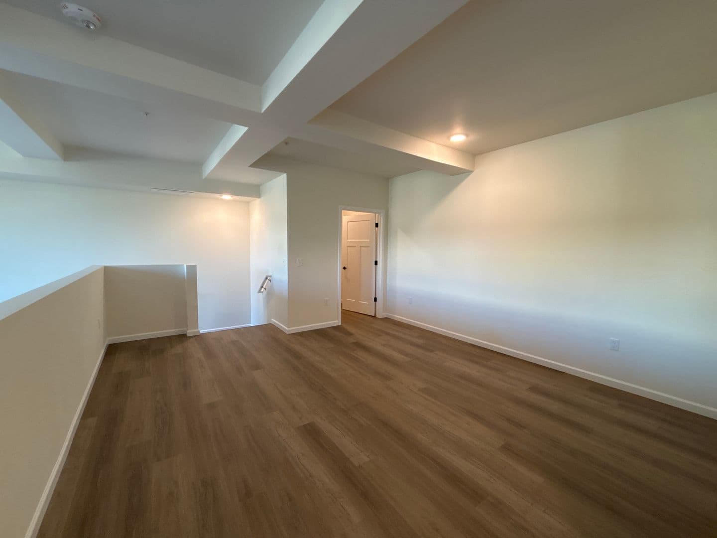 Olympia Apartment: 401 Union Ave SE