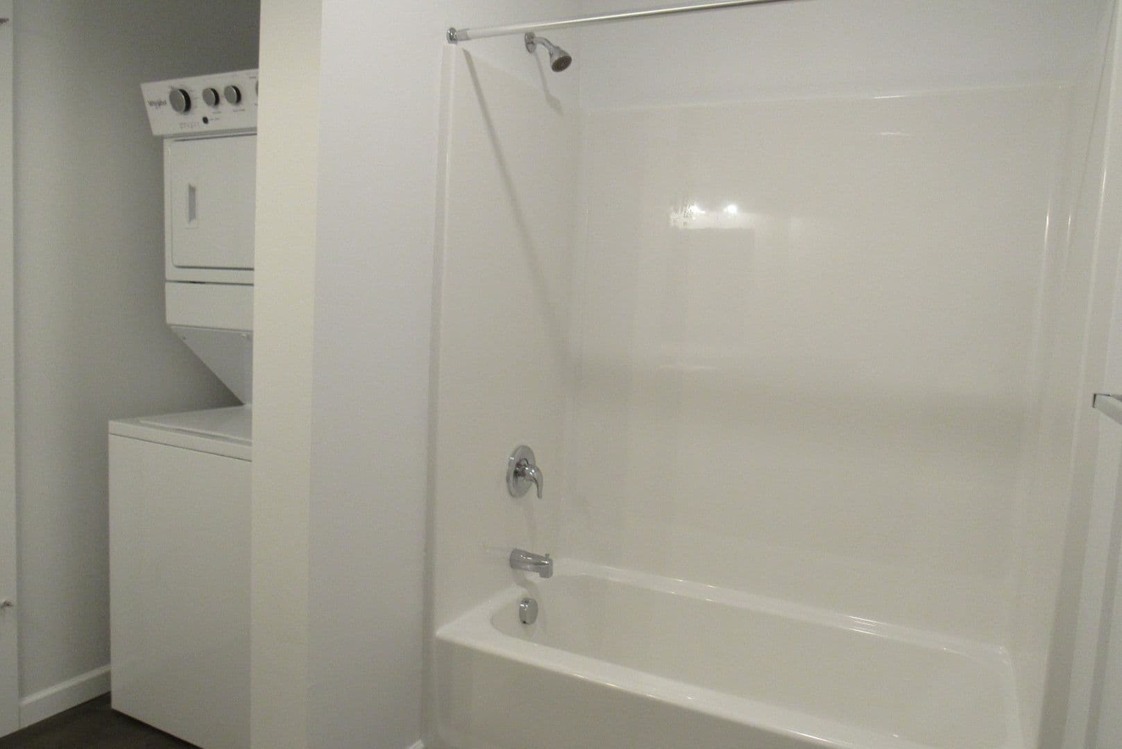 Olympia Apartment: 322 5th Ave SE