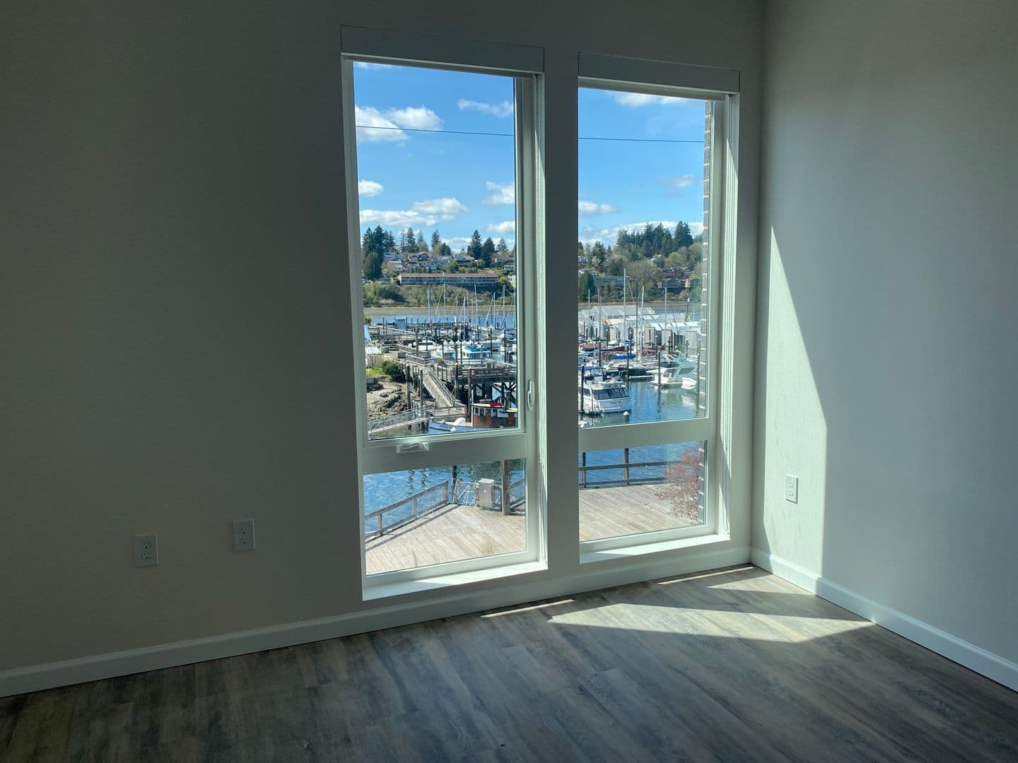 Olympia Apartment: 120 Water St. NW