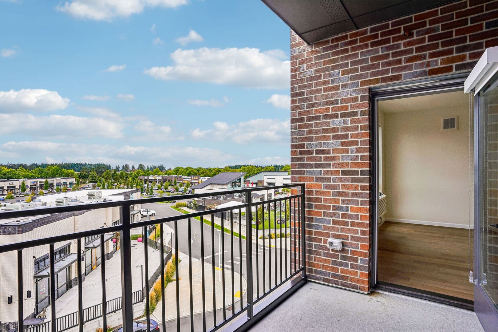 Lacey Apartment: 2463 Hogum Bay Rd NE