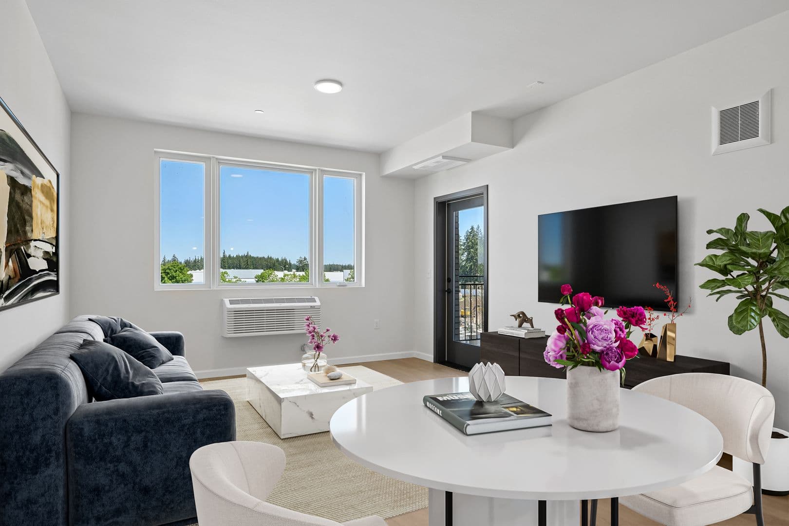 Lacey Apartment: 2463 Hogum Bay Rd NE