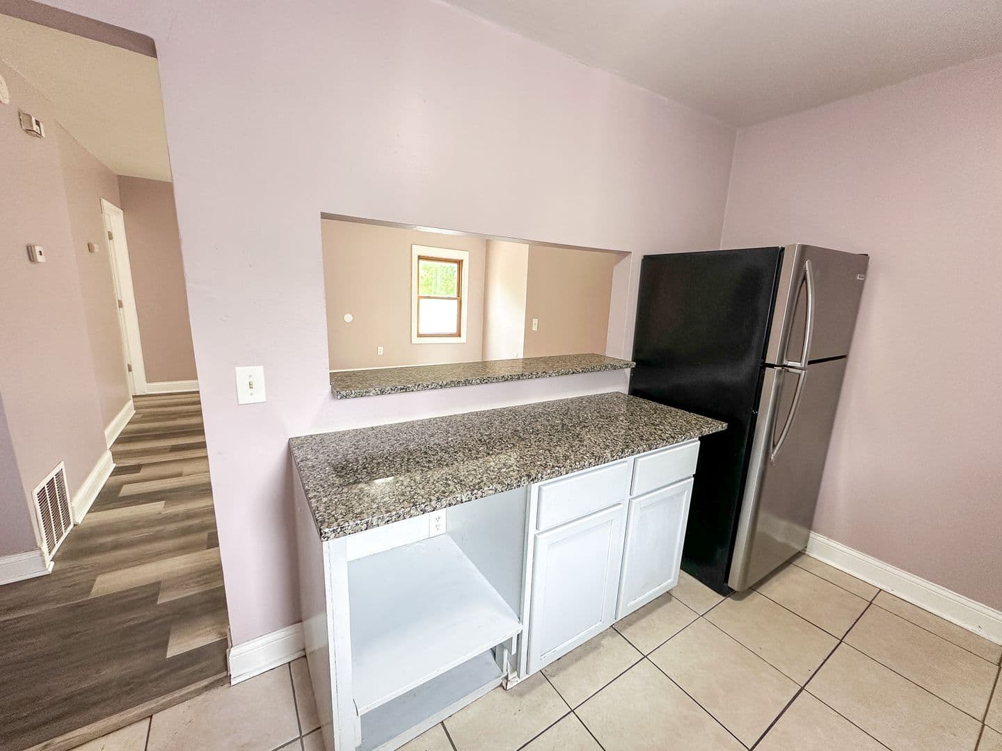 Grand Rapids Apartment: 613 Fuller Ave SE