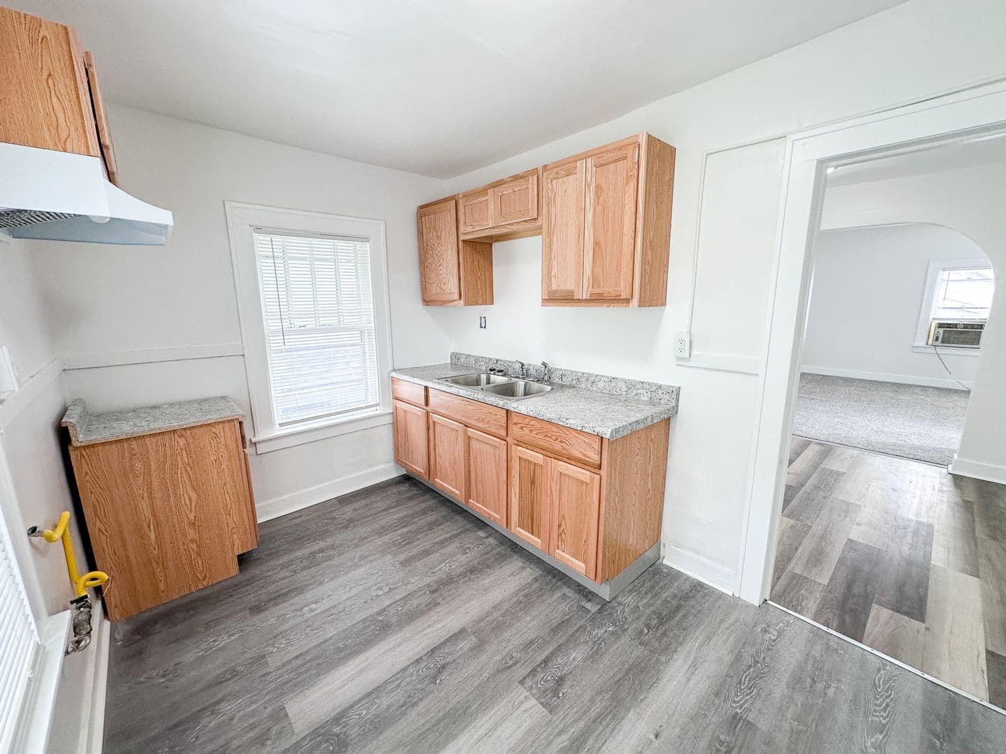 Grand Rapids Apartment: 349 Corinne SW
