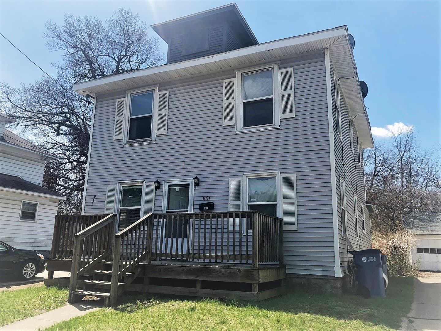 Grand Rapids Apartment: 961-963 Eastern Ave SE