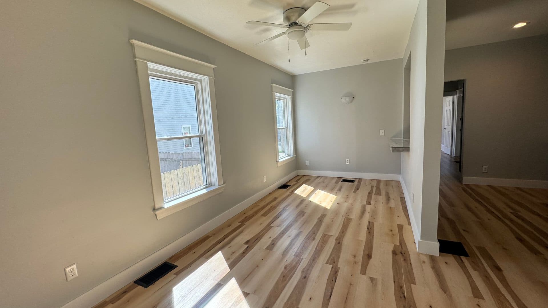Grand Rapids Apartment: 901 Logan SE