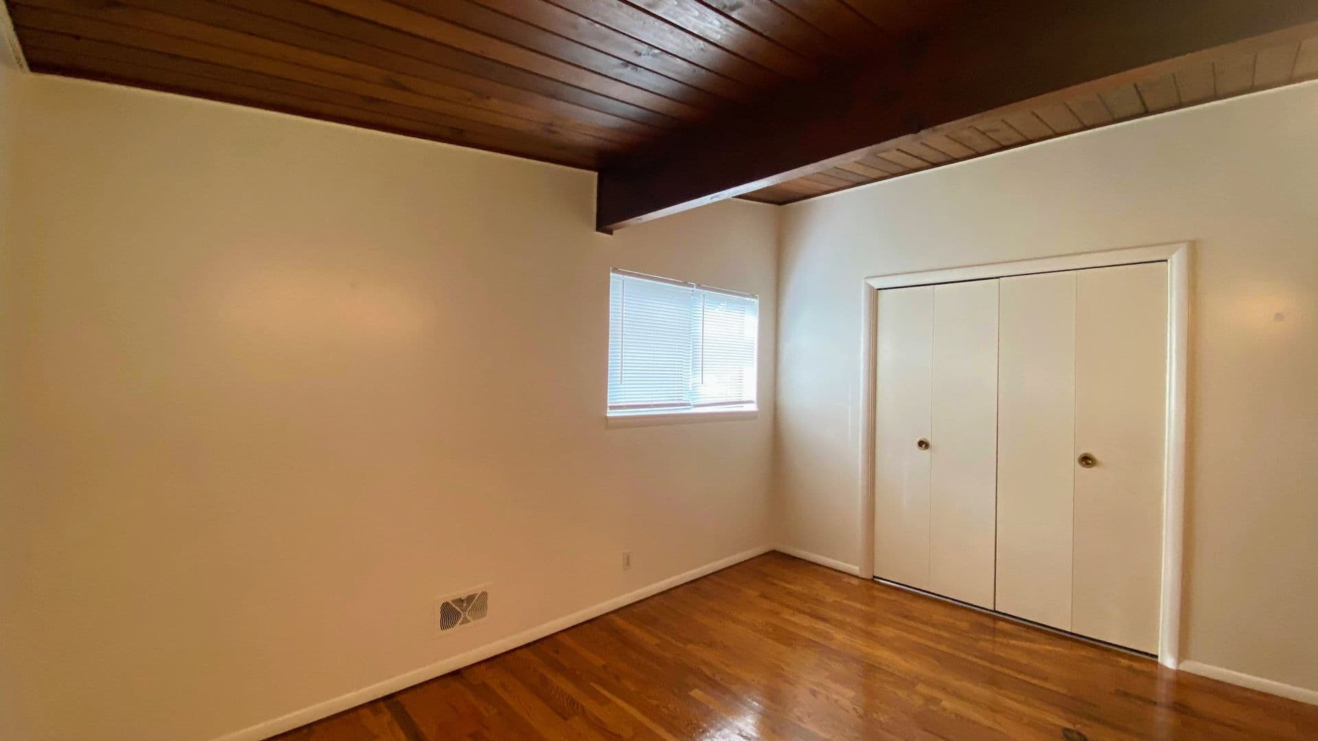 Grand Rapids Apartment: 1307 Northfield NE