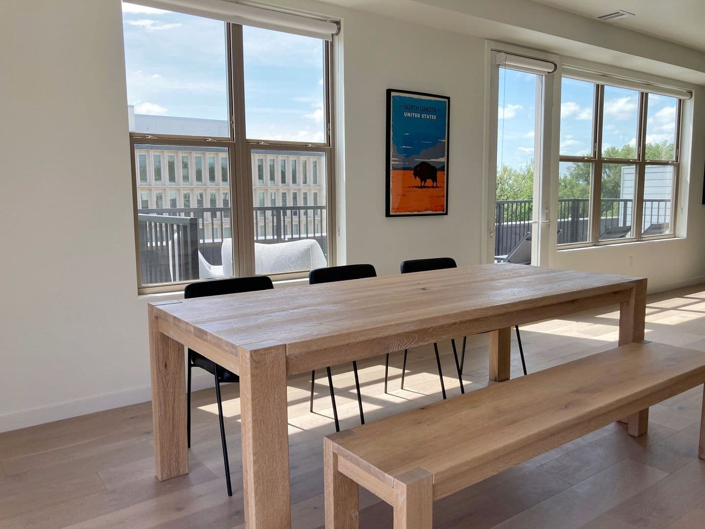 Bismarck Apartment: 120 E Avenue A
