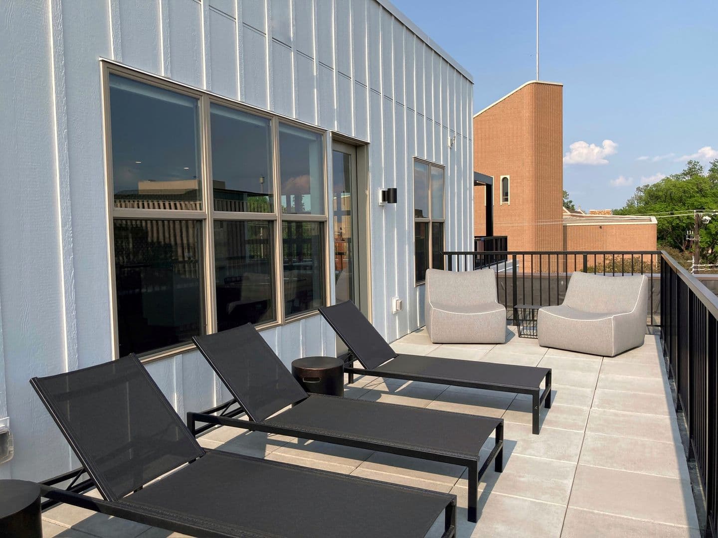 Bismarck Apartment: 500 N 3rd St
