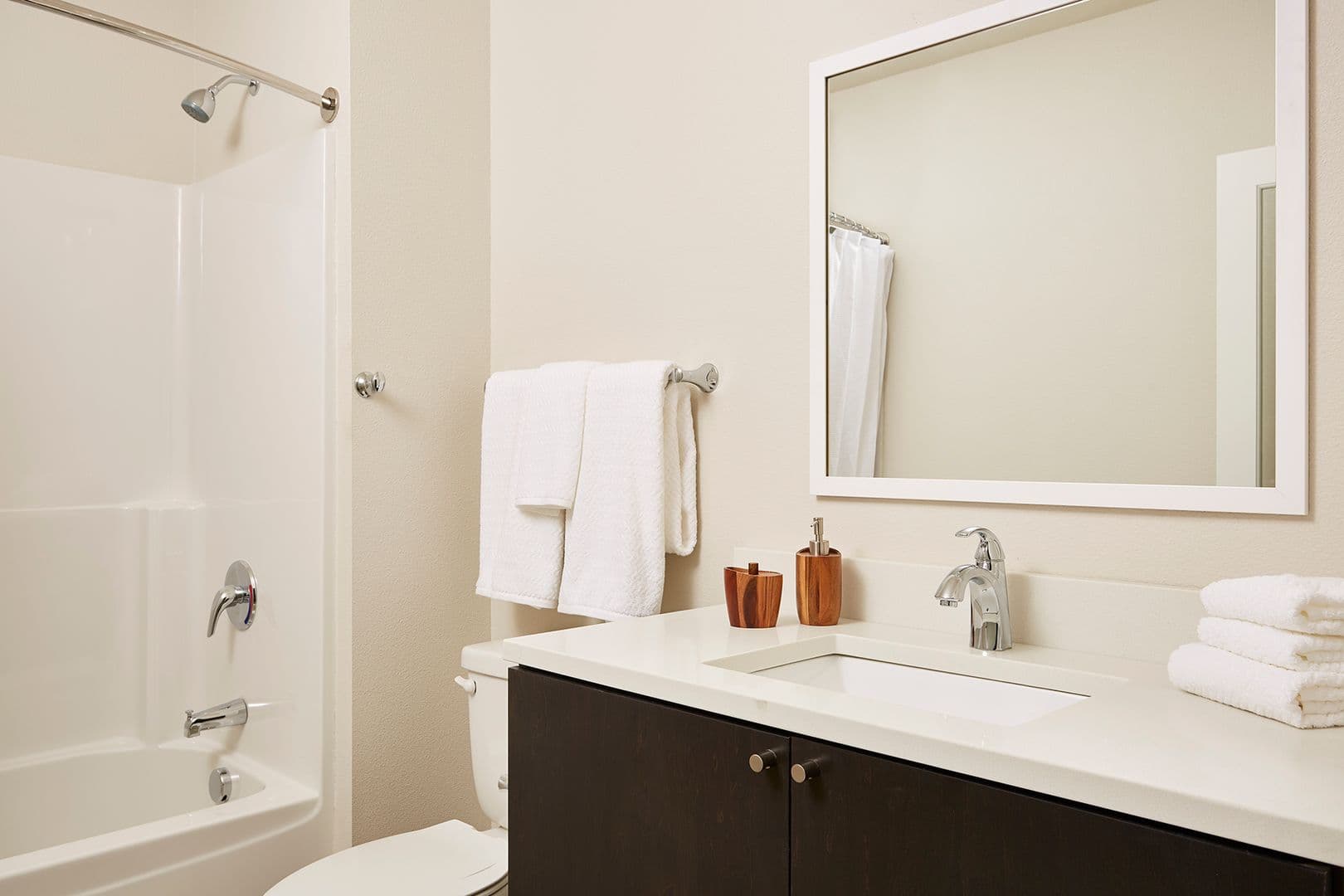 Minneapolis Apartment: 3806 28th Ave S