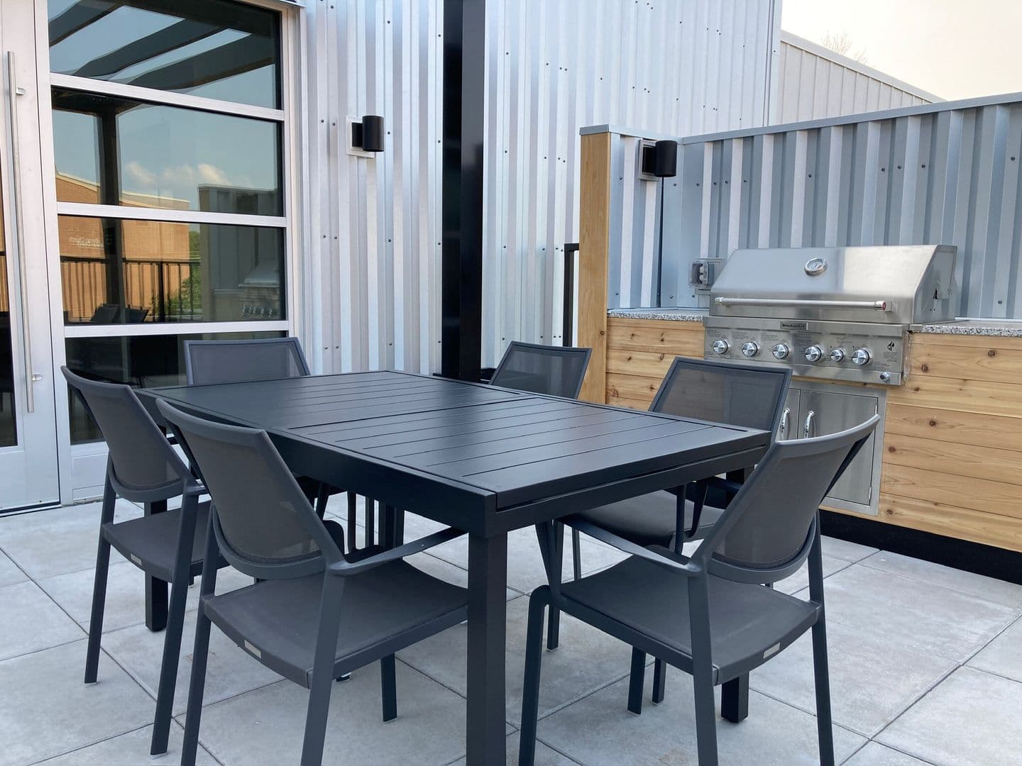 Bismarck Apartment: 500 N 3rd St