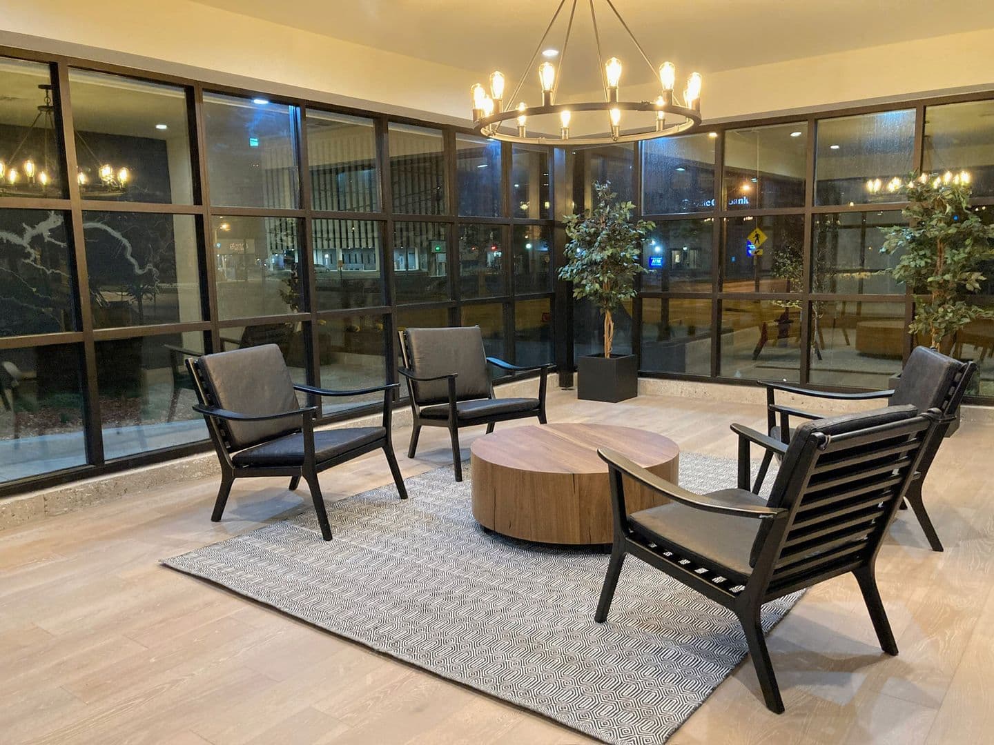 Bismarck Apartment: 500 N 3rd St
