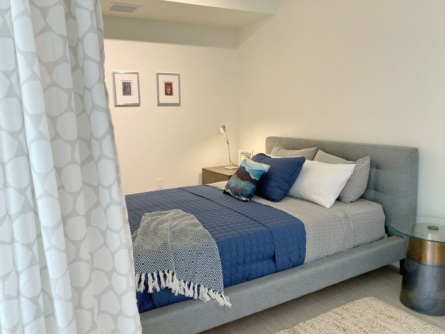 Bismarck Apartment: 500 N 3rd St