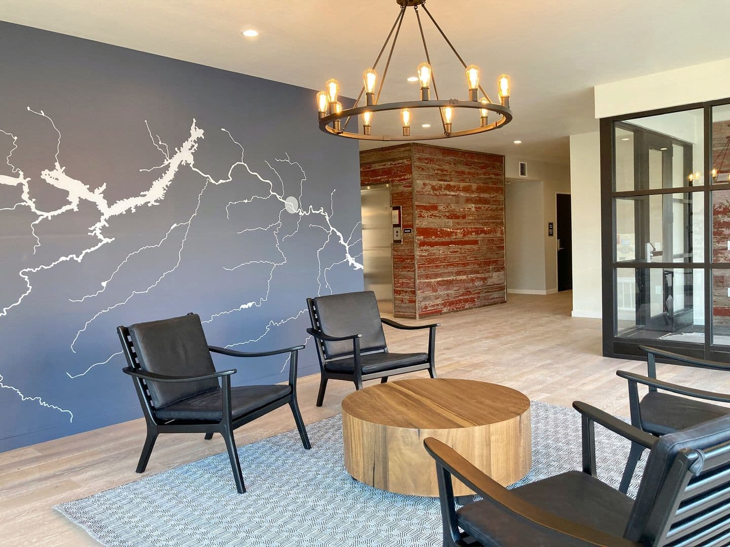 Bismarck Apartment: 500 N 3rd St