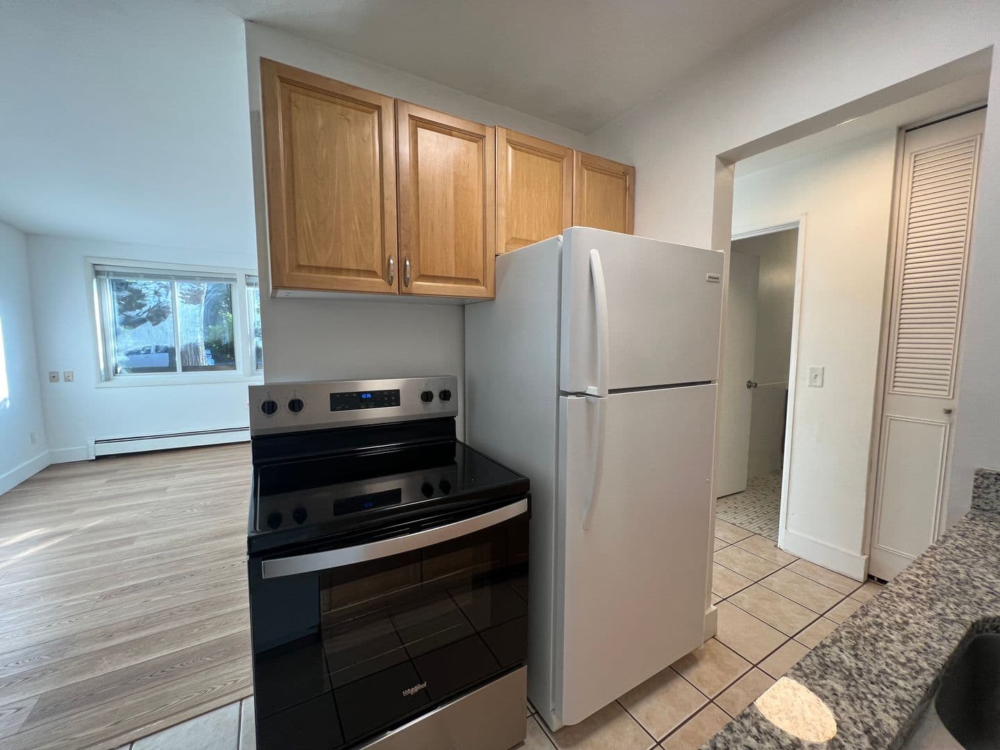 Minneapolis Condo: 2212 Aldrich Ave. #104