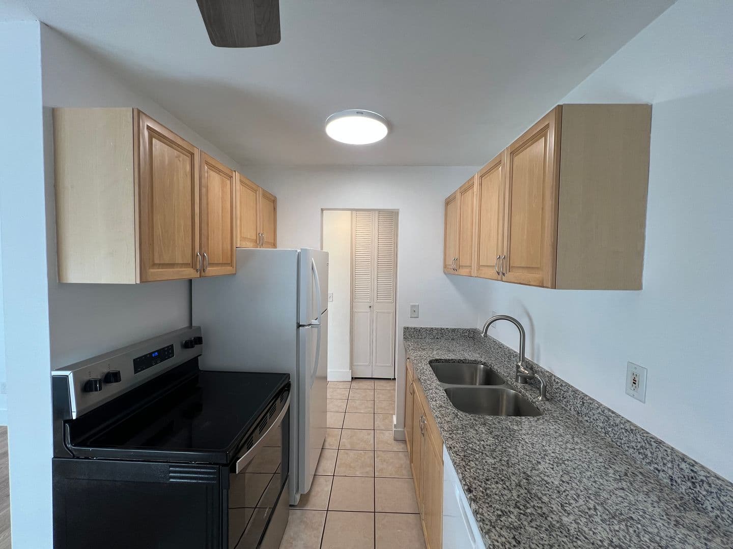 Minneapolis Condo: 2212 Aldrich Ave. #104