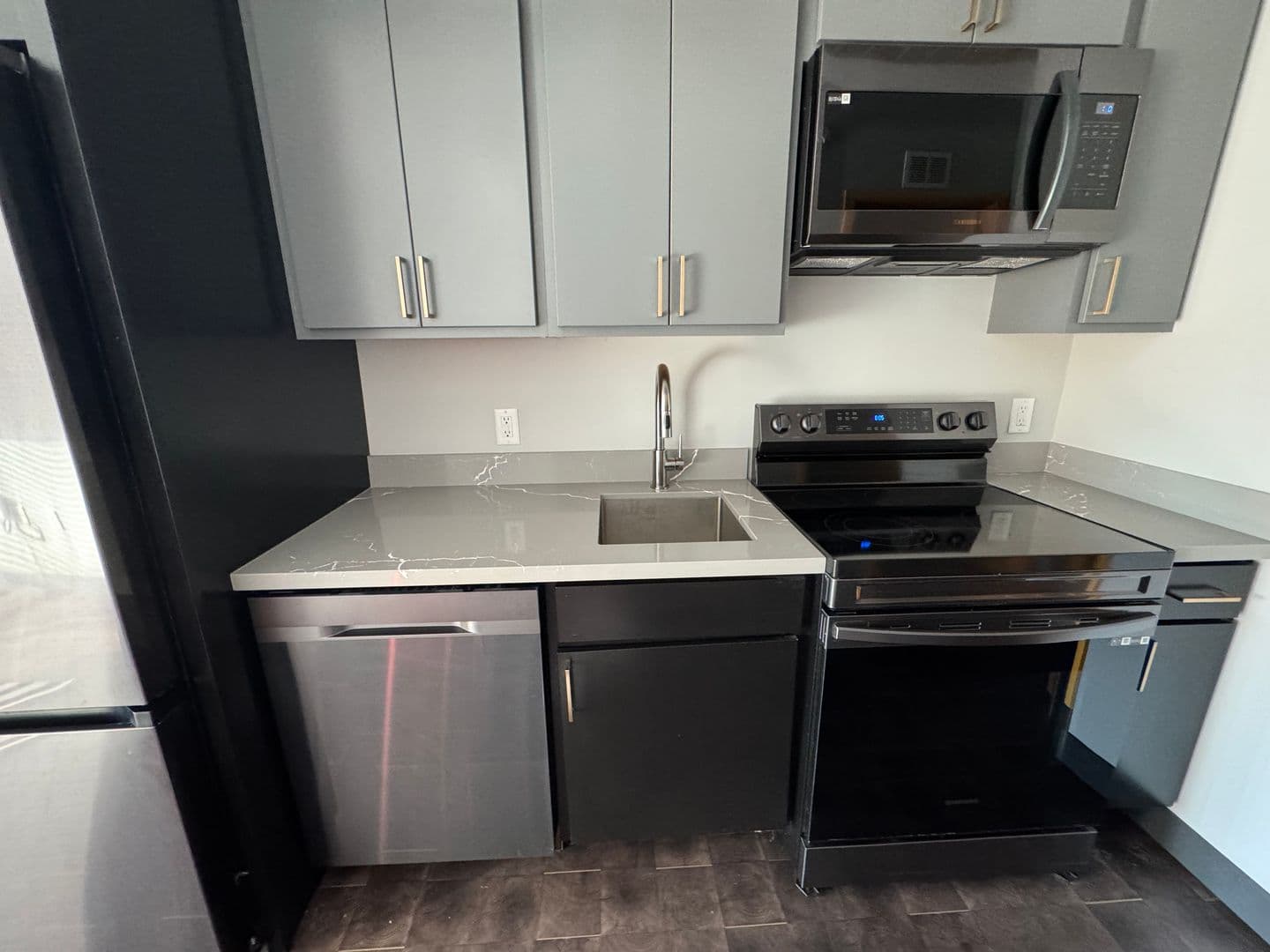 Minneapolis Apartment: 4405 Humboldt Avenue North