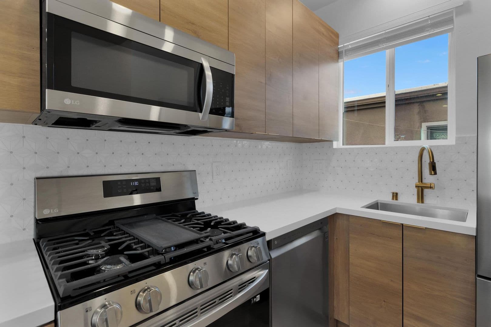 San Diego Apartment: 4554-58 North Avenue