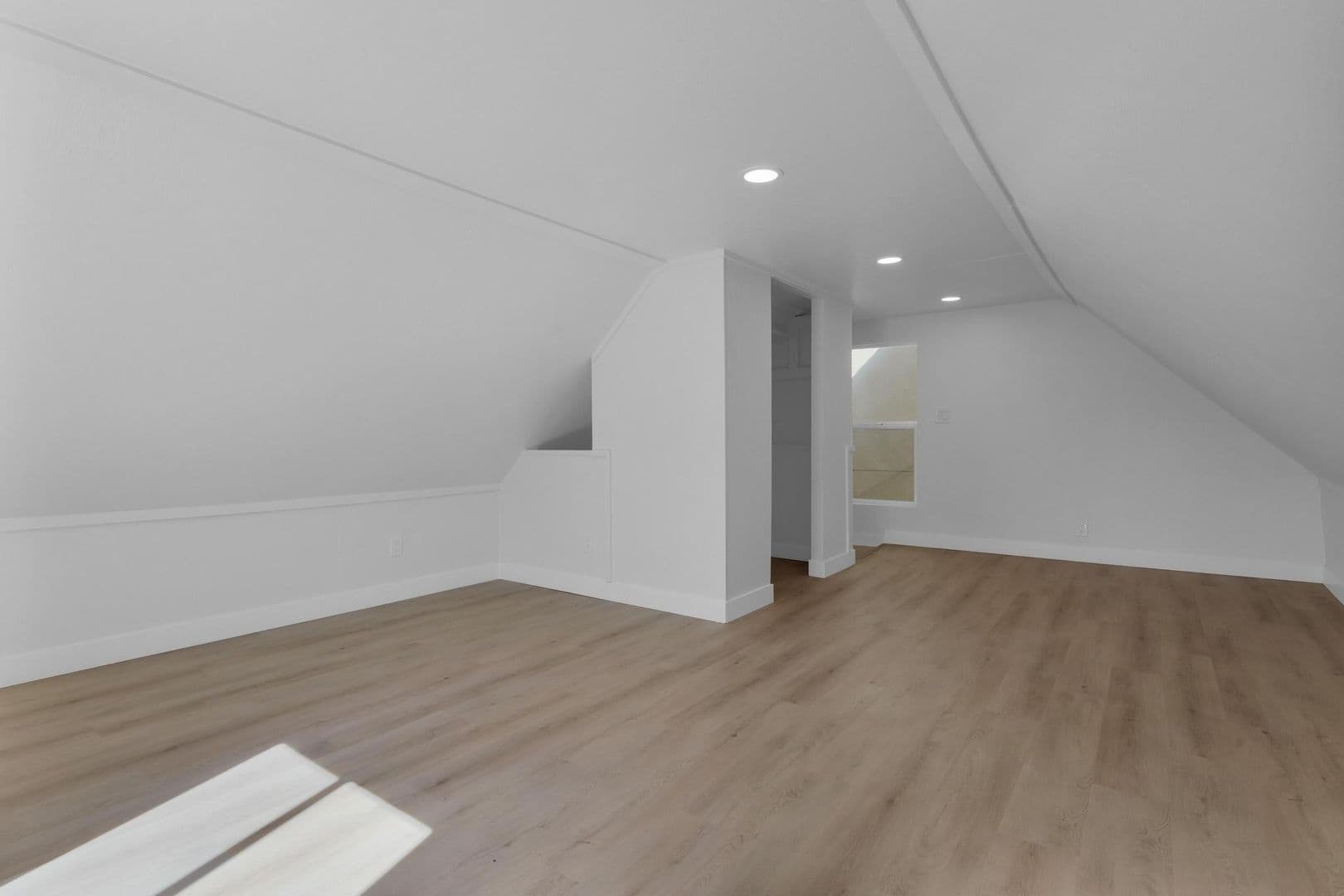 San Diego Apartment: 4554-58 North Avenue