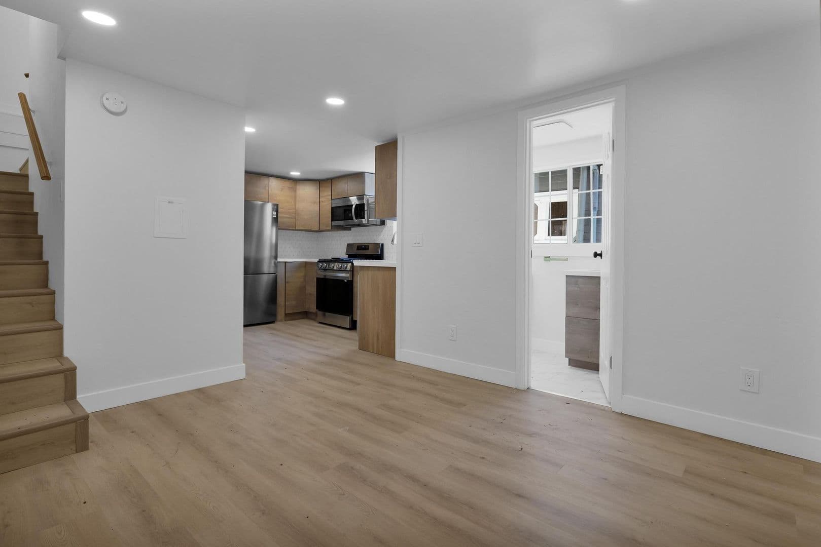 San Diego Apartment: 4554-58 North Avenue