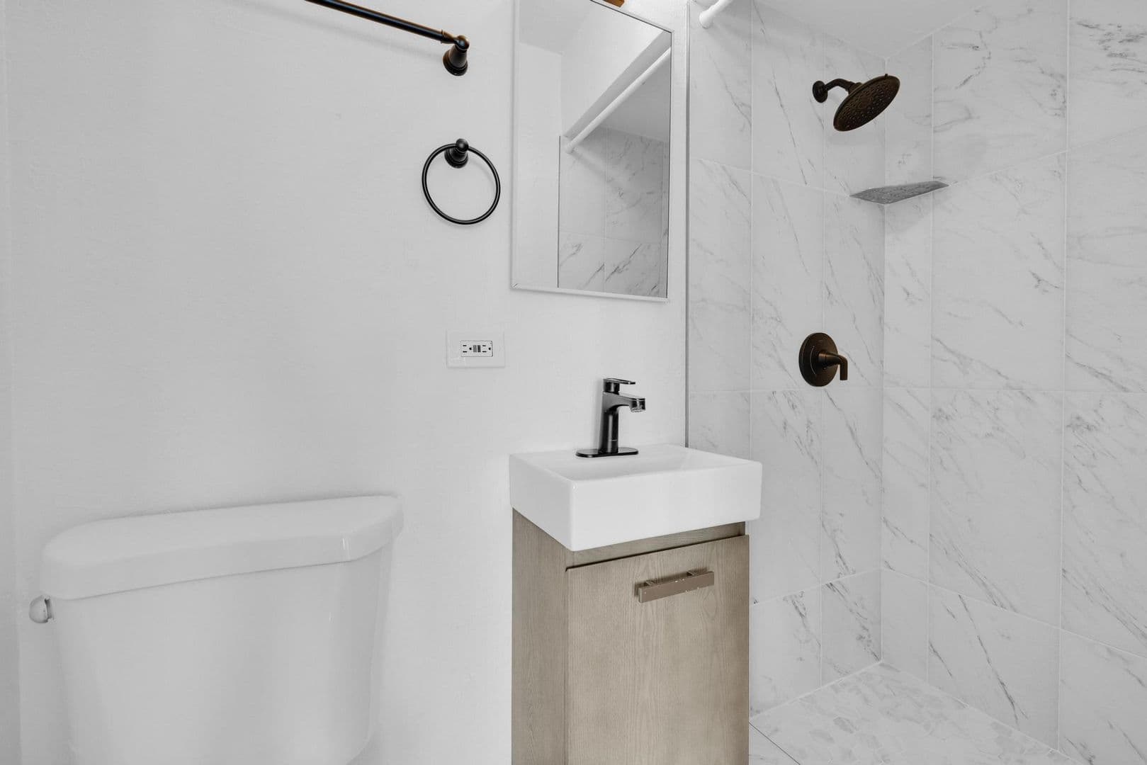 San Diego Apartment: 4554-58 North Avenue