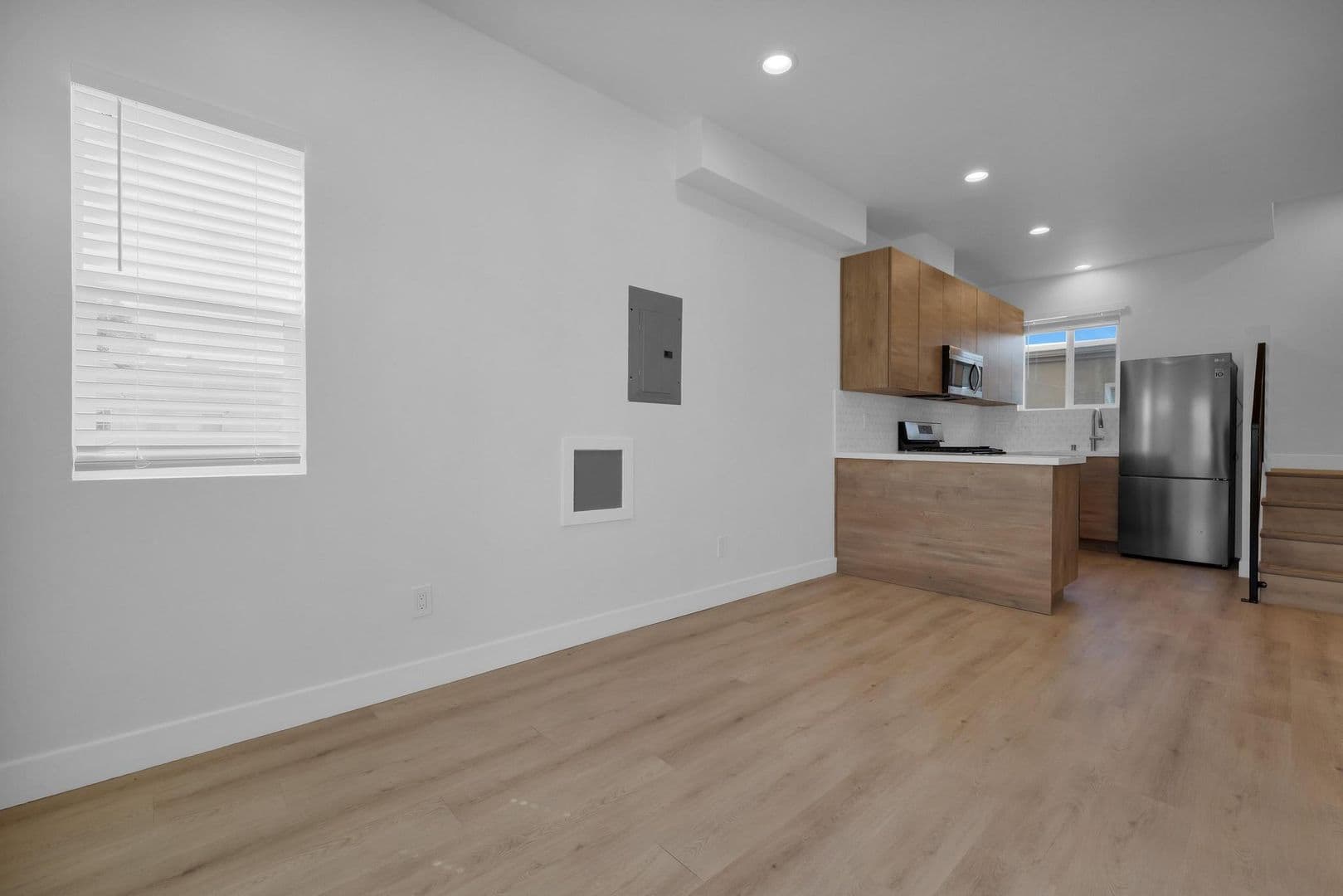 San Diego Apartment: 4554-58 North Avenue