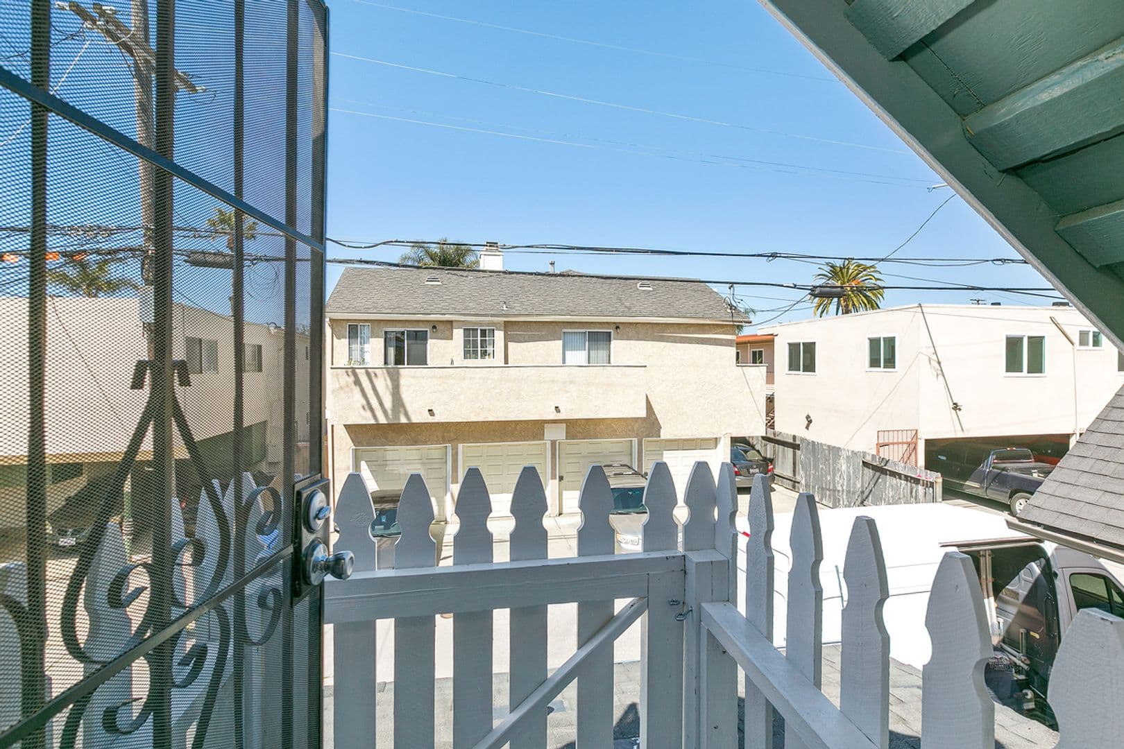 San Diego Apartment: 4554-58 North Avenue