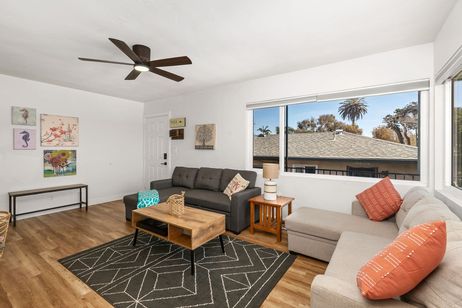 San Diego Apartment: 5066-68 Brighton Avenue