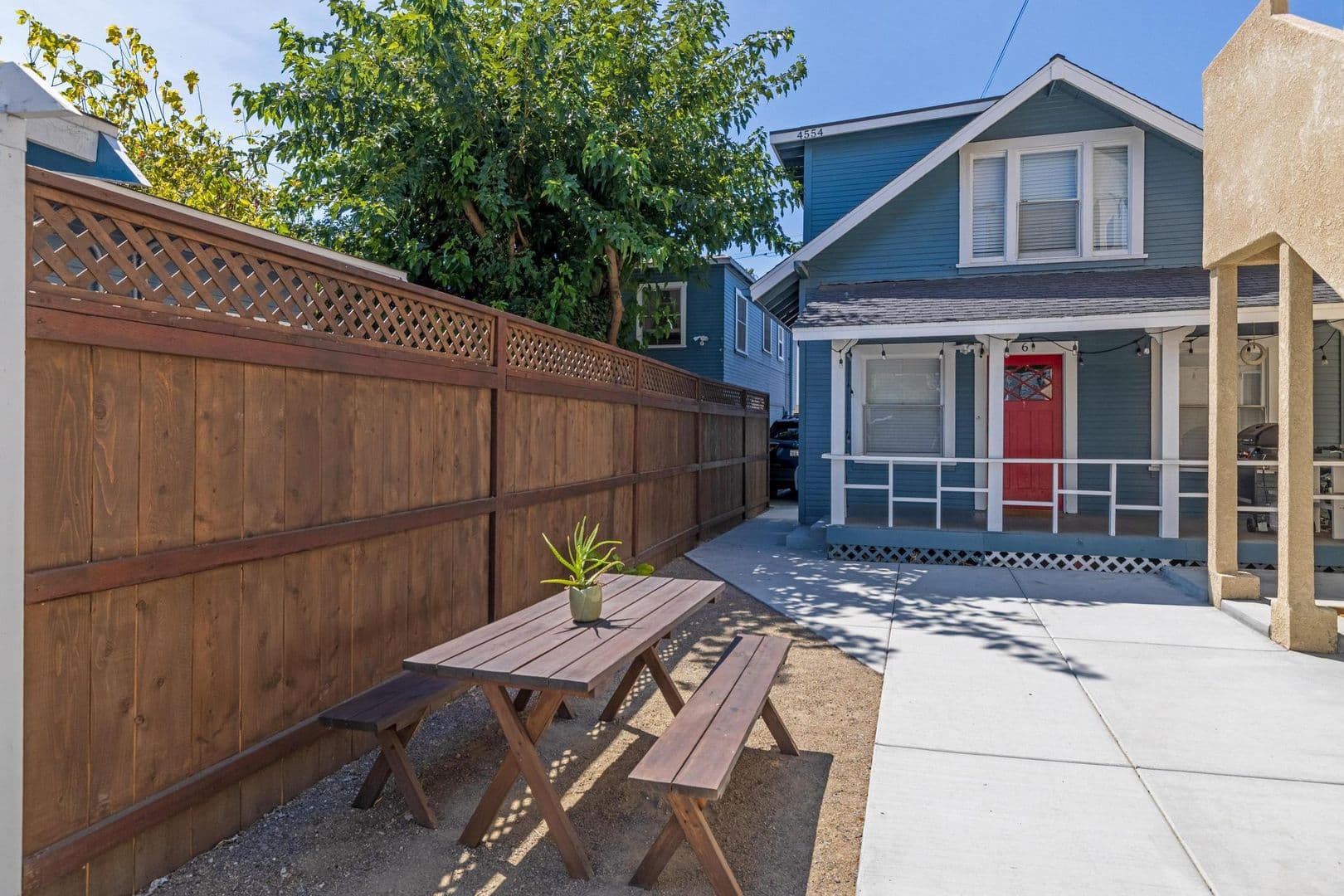 San Diego Apartment: 4554-58 North Avenue
