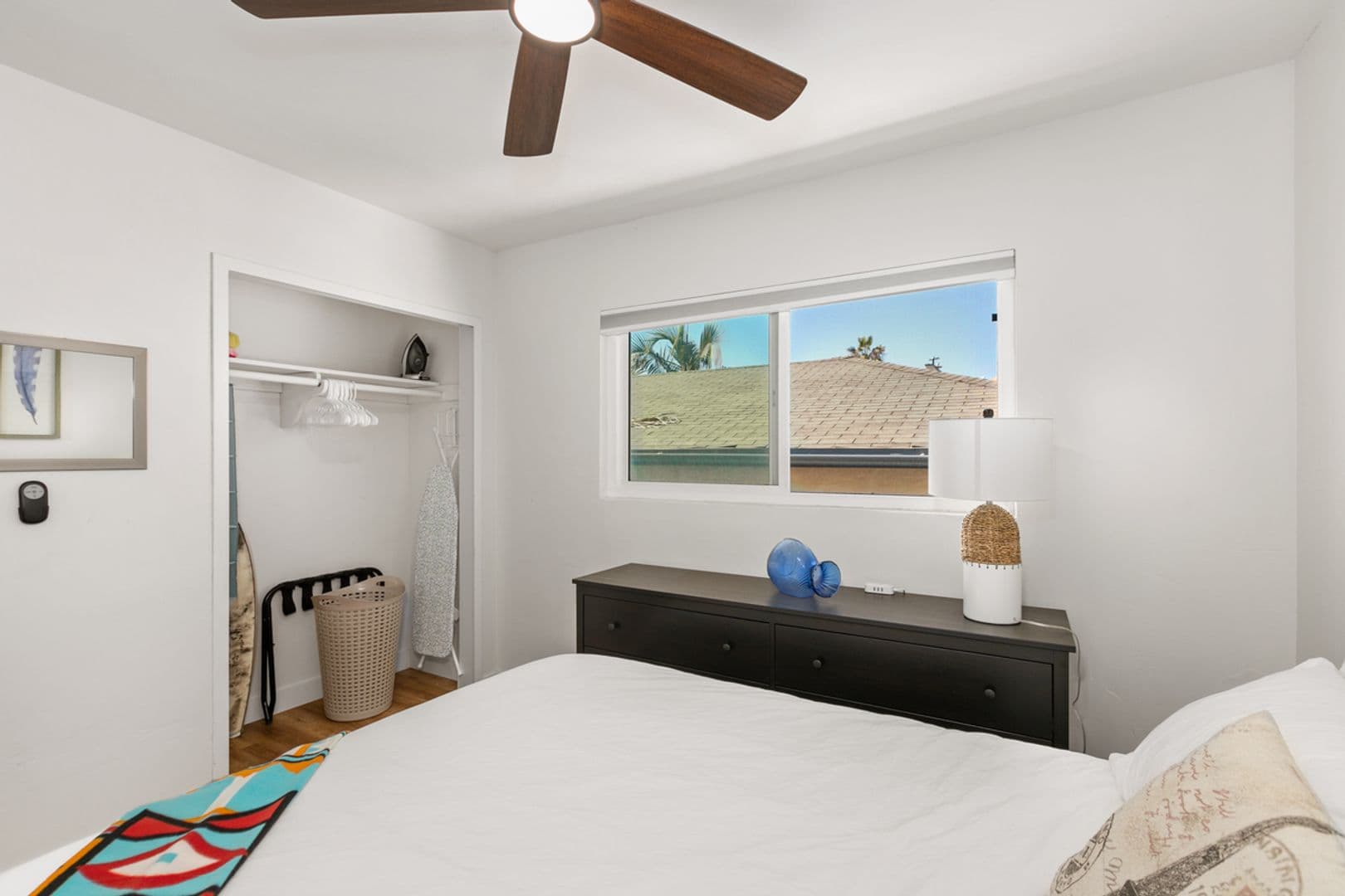 San Diego Apartment: 5066-68 Brighton Avenue