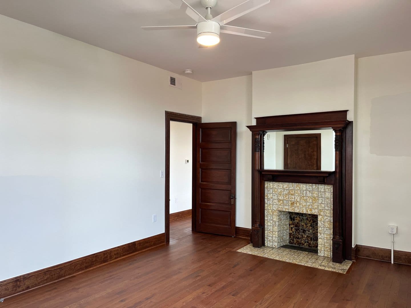 Covington Apartment: 303 Greenup