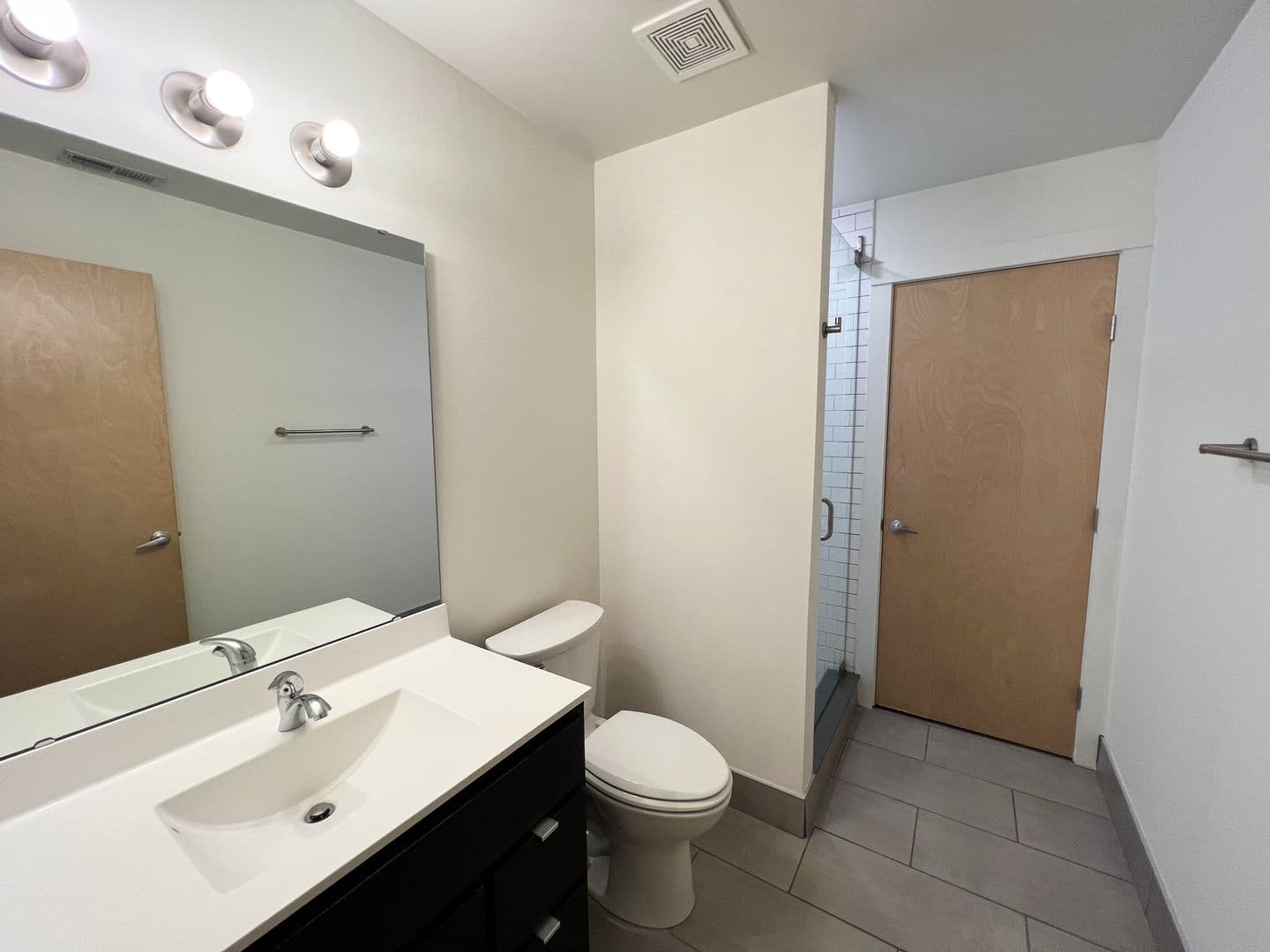 Cincinnati Apartment: 1208 Main St