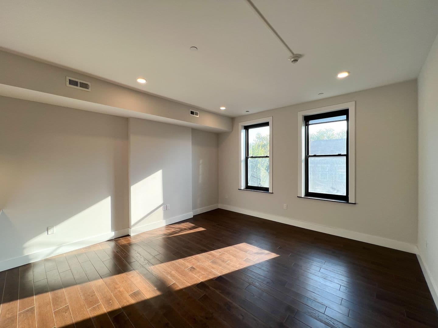 Cincinnati Apartment: 1301-1309 Walnut Street