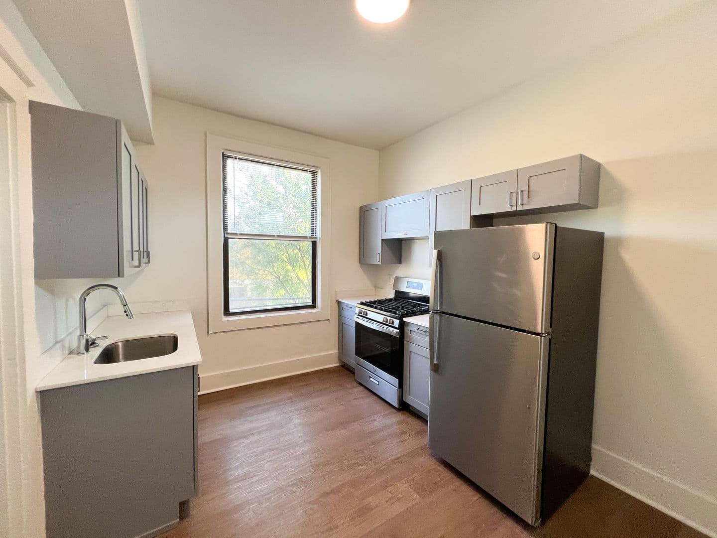 Cincinnati Apartment: 2378-2384 Park Avenue