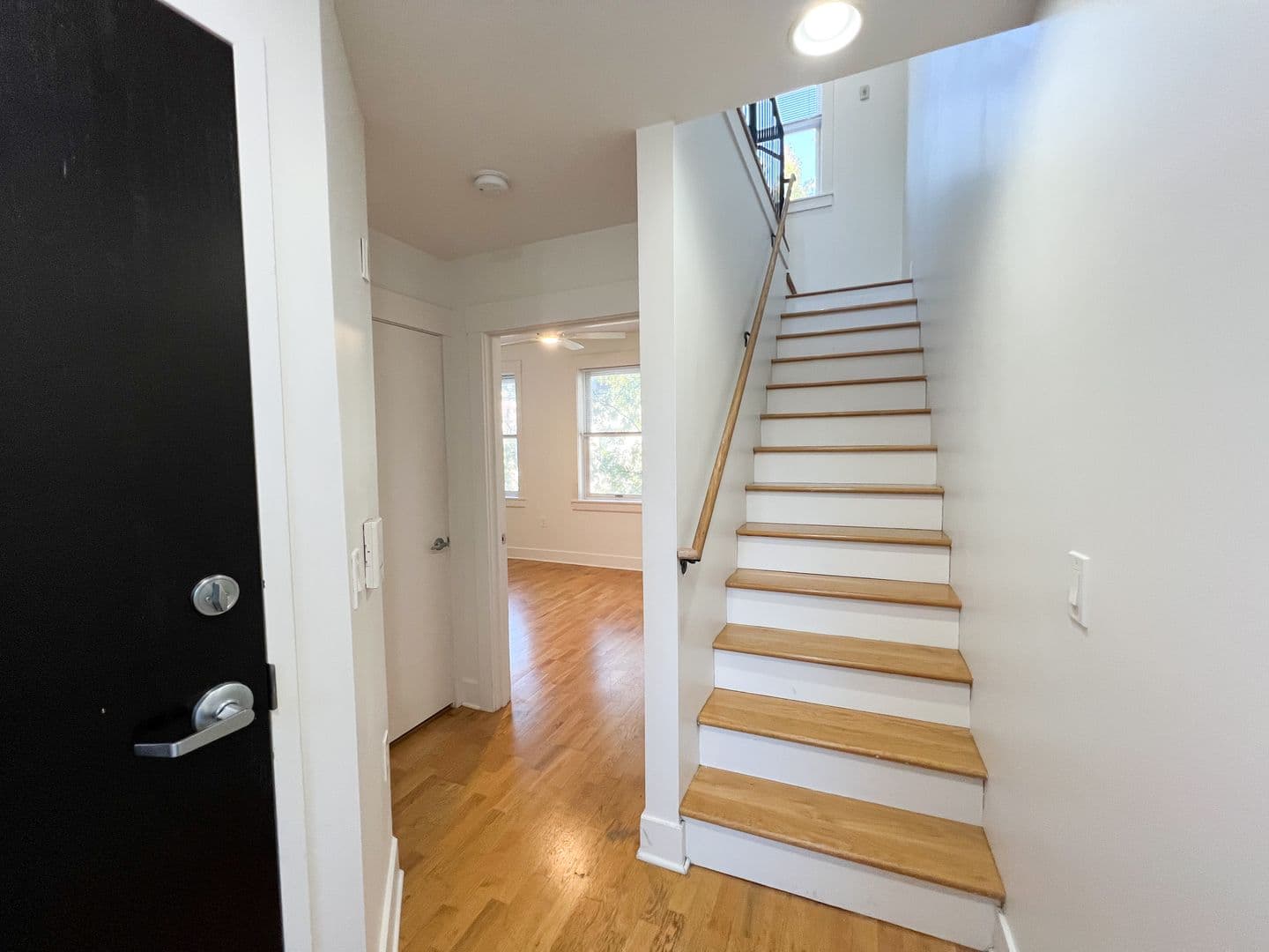 Cincinnati Apartment: 1120-1122 Broadway