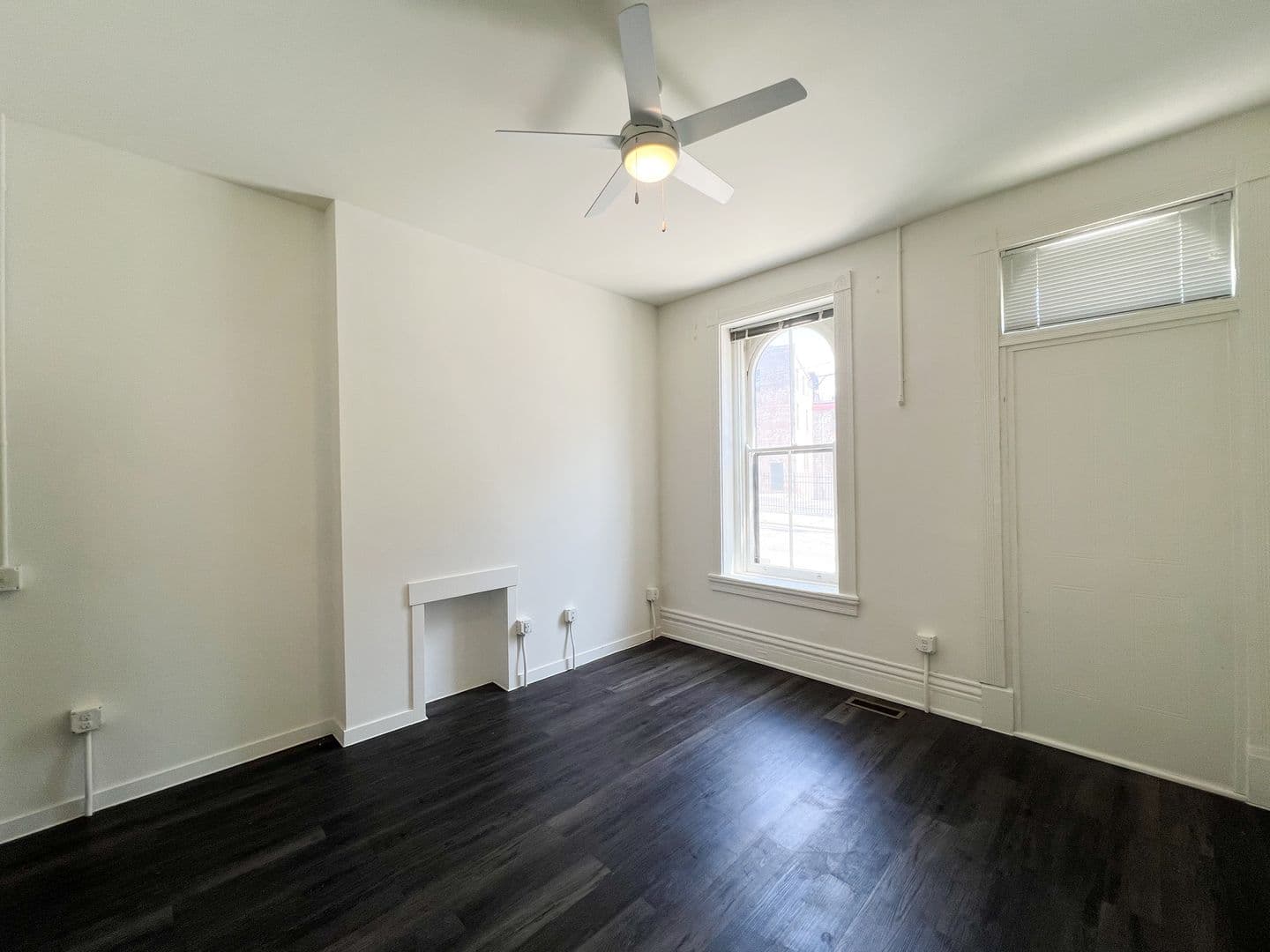 Cincinnati Apartment: 526 E 12th