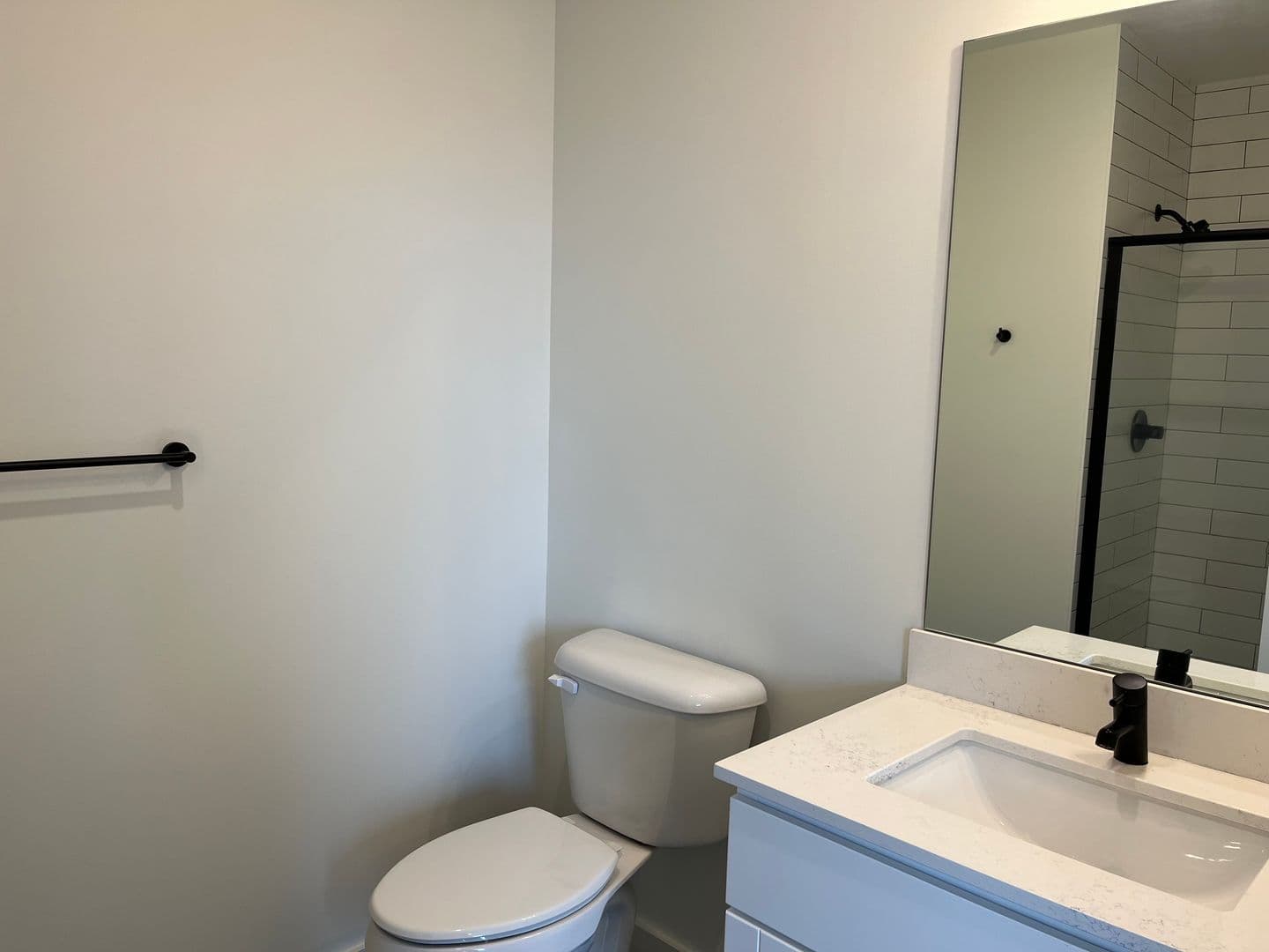 Covington Apartment: 103 E 3rd Street