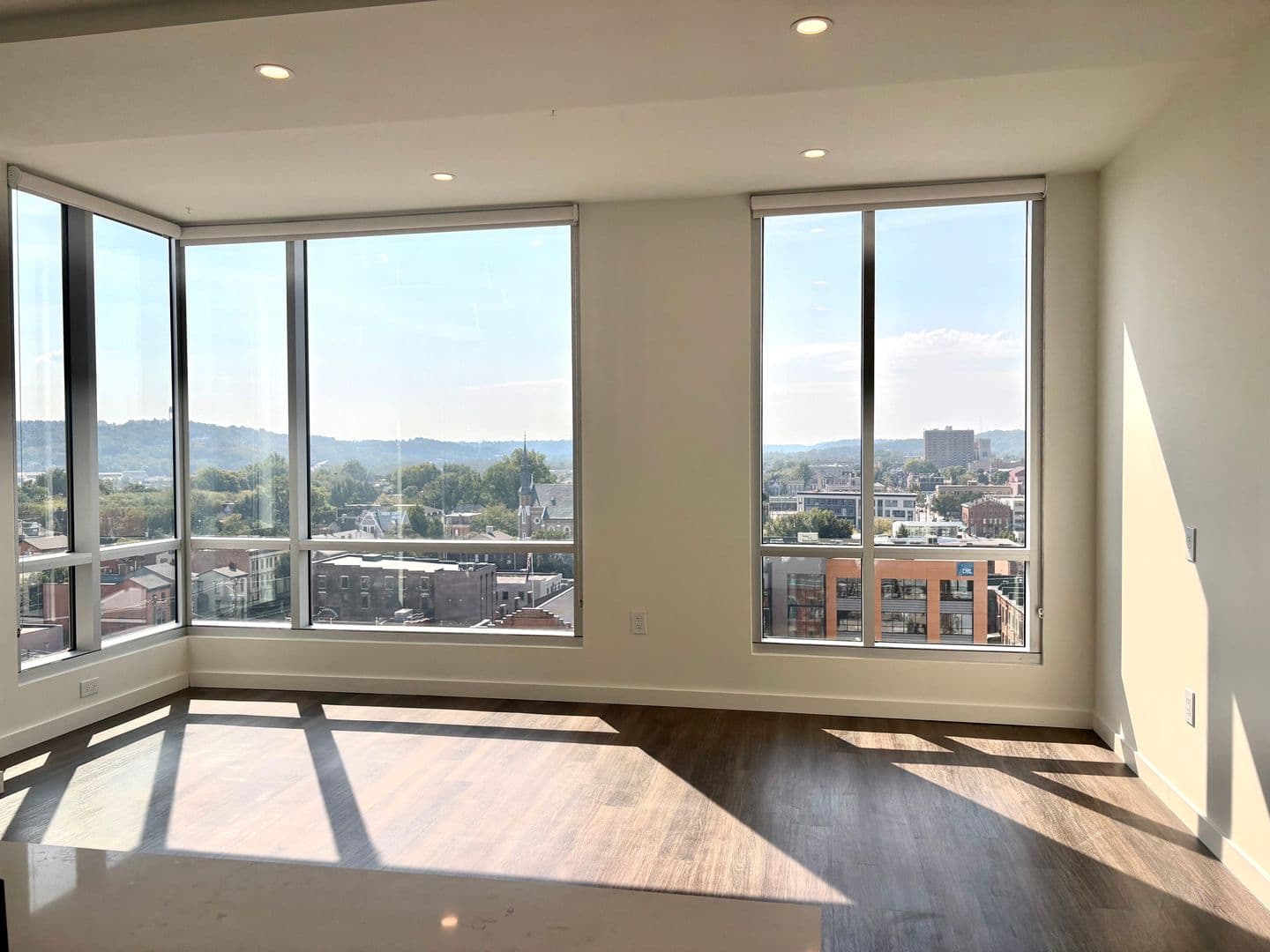 Covington Apartment: 103 E 3rd Street
