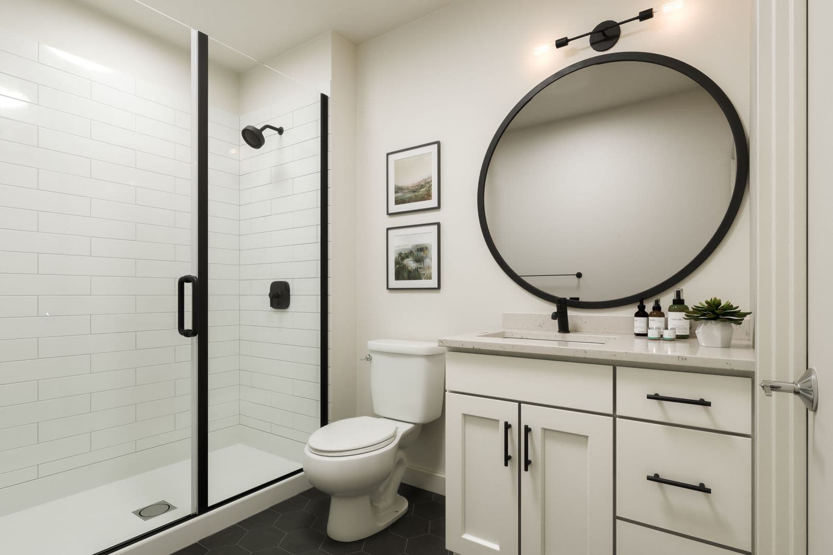 Covington Apartment: 103 E 3rd Street