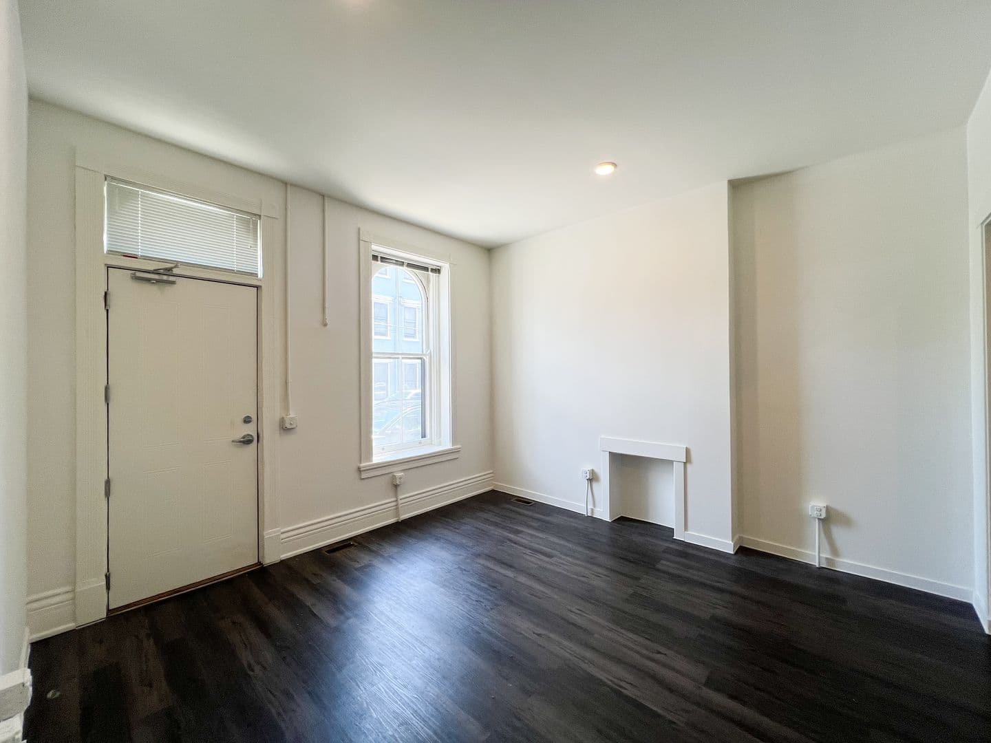 Cincinnati Apartment: 526 E 12th