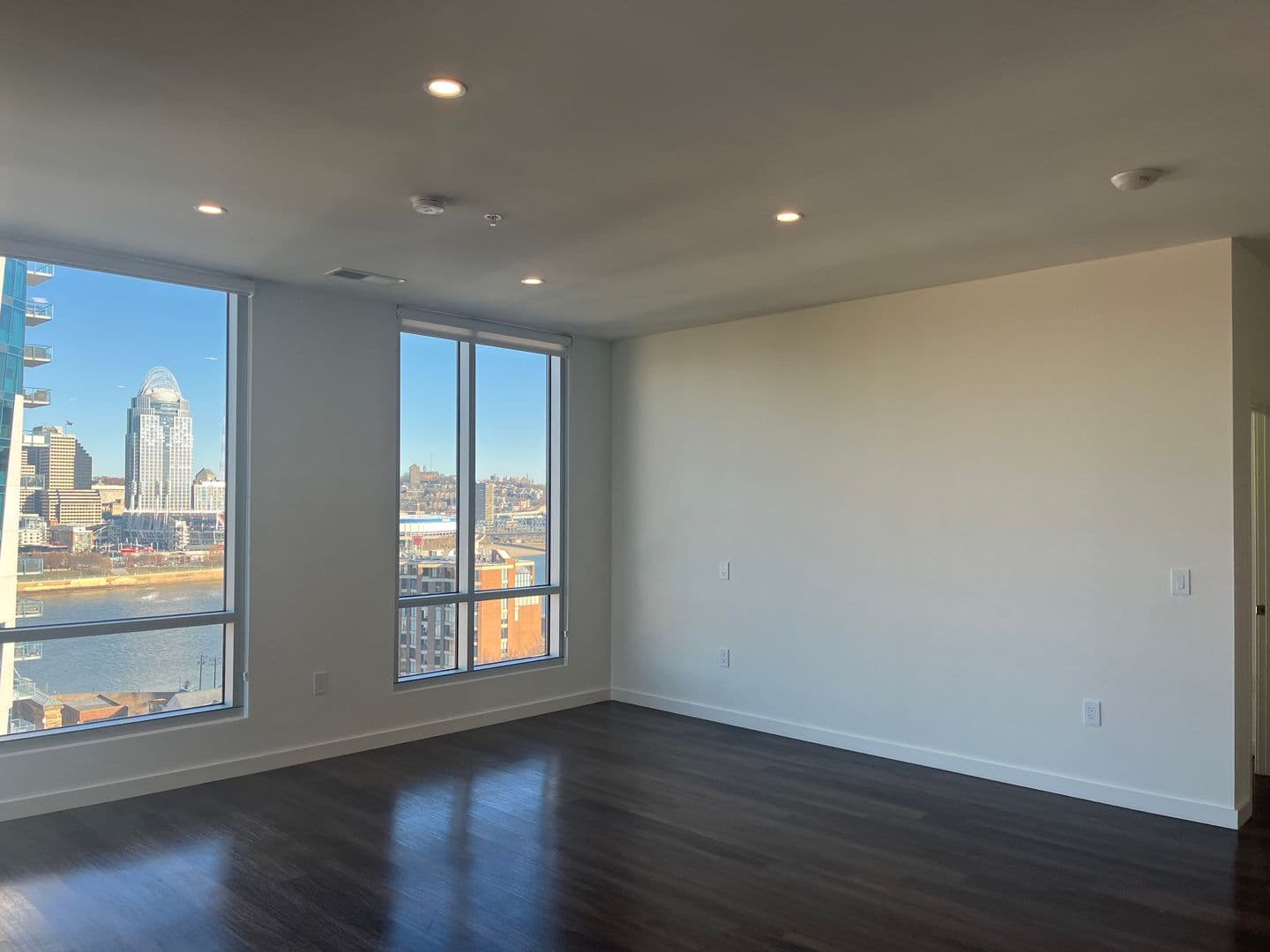 Covington Apartment: 103 E 3rd Street