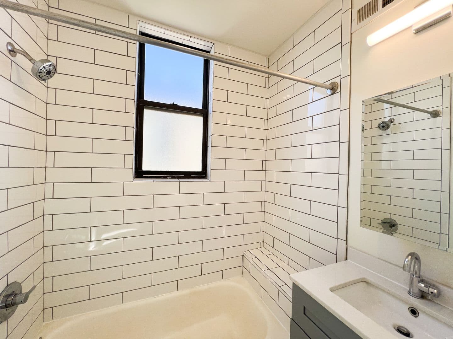 Cincinnati Apartment: 2378-2384 Park Avenue