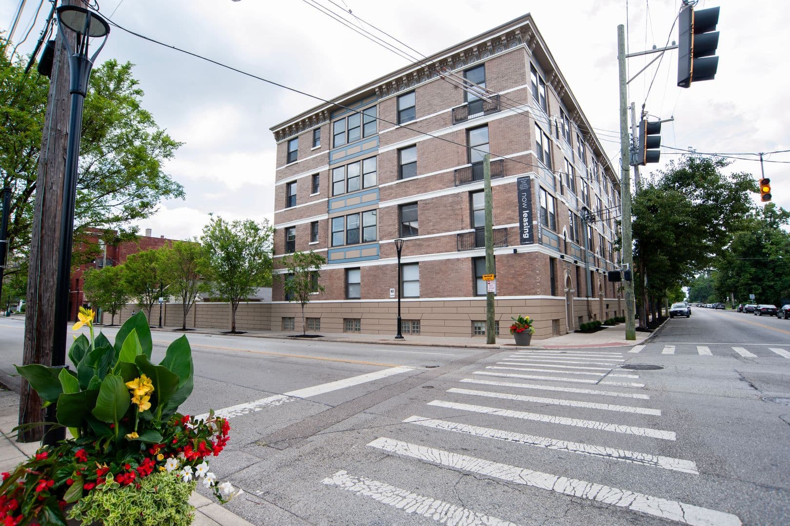 Cincinnati Apartment: 2378-2384 Park Avenue