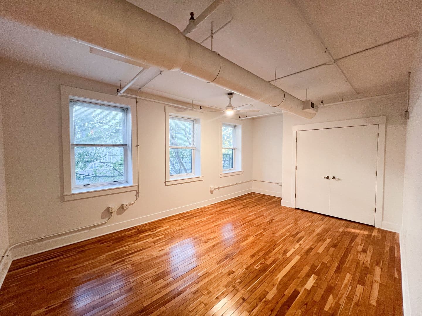 Cincinnati Apartment: 1120-1122 Broadway