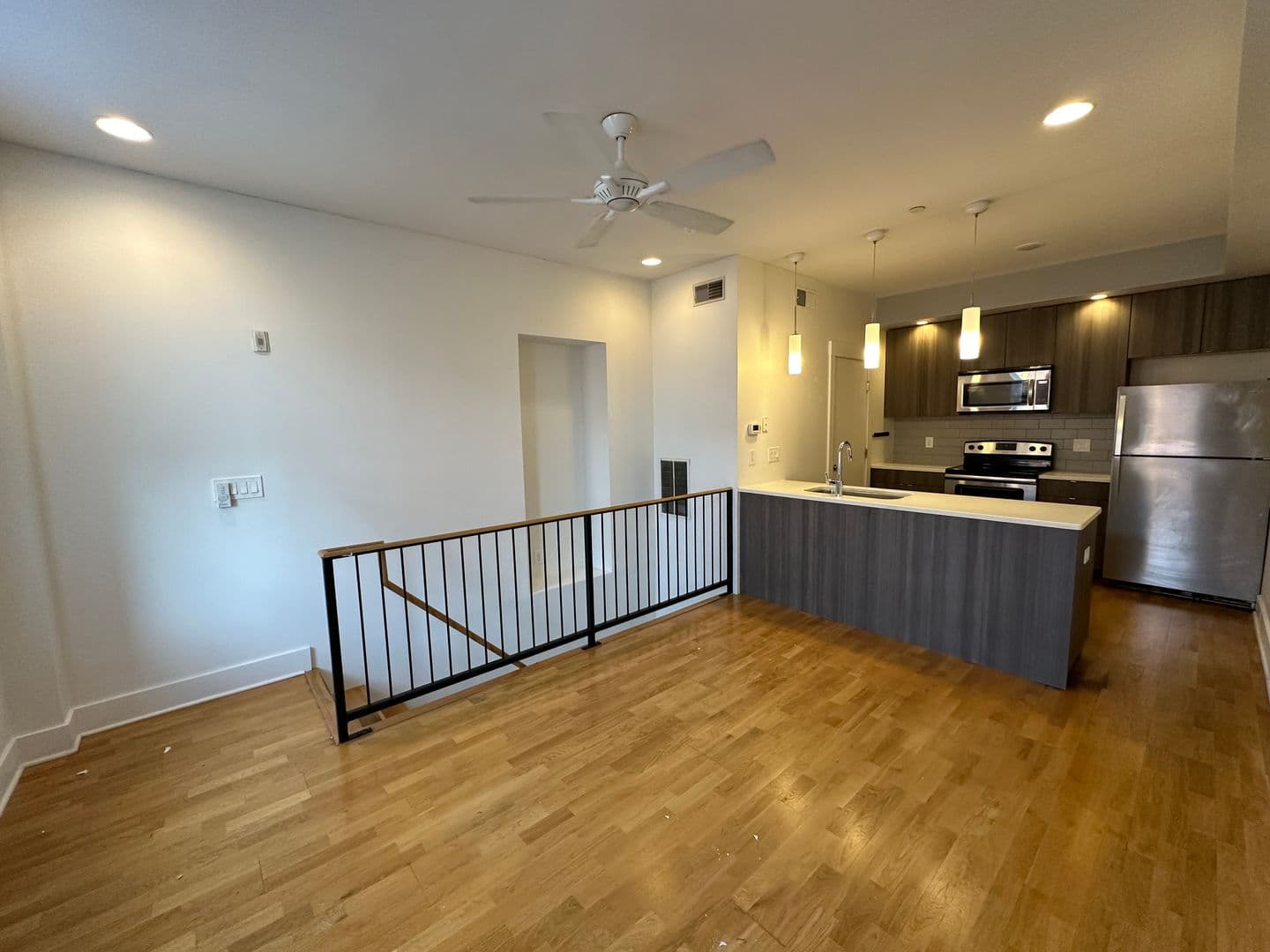 Cincinnati Apartment: 1200 Broadway