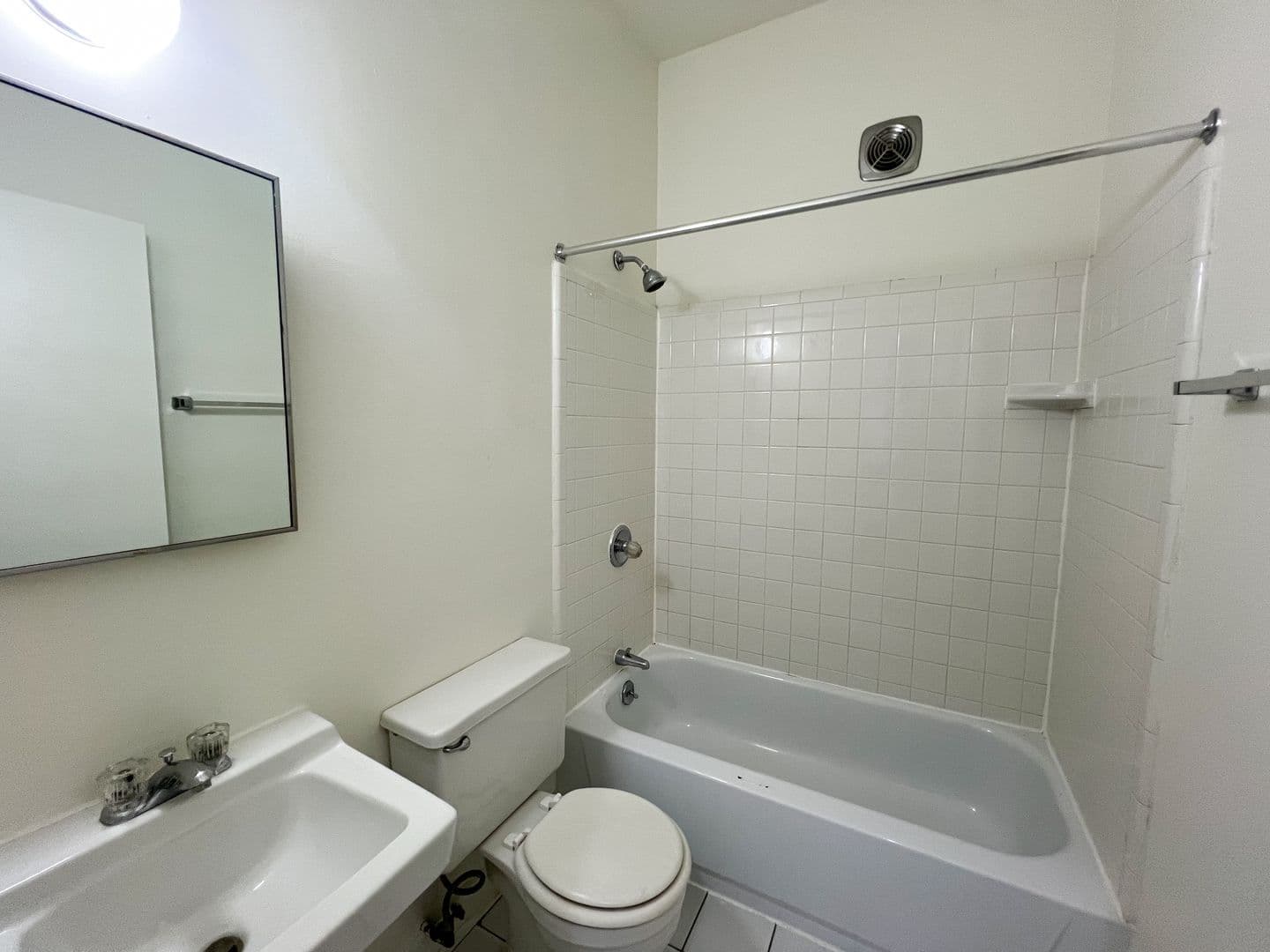 Cincinnati Apartment: 1319 Main St