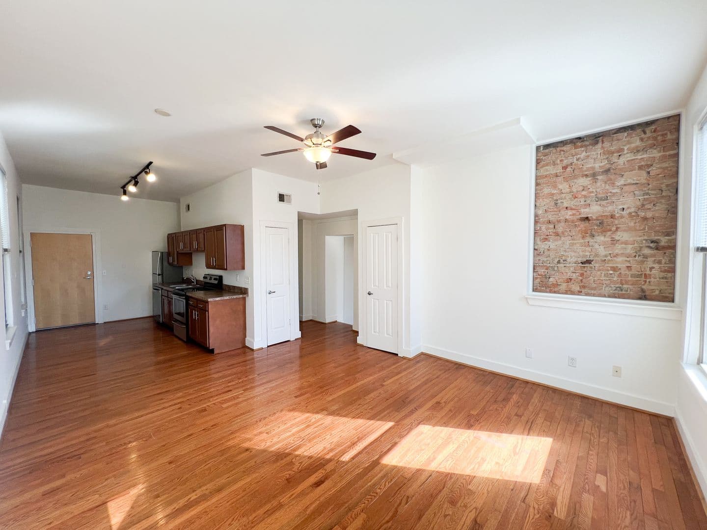 Cincinnati Apartment: 24-28 E 15th