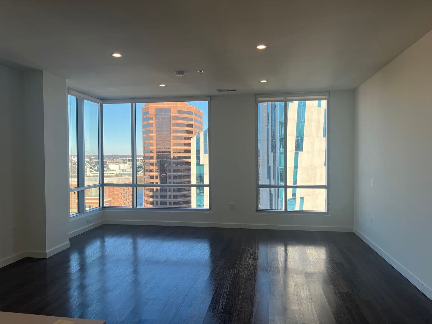Covington Apartment: 103 E 3rd Street