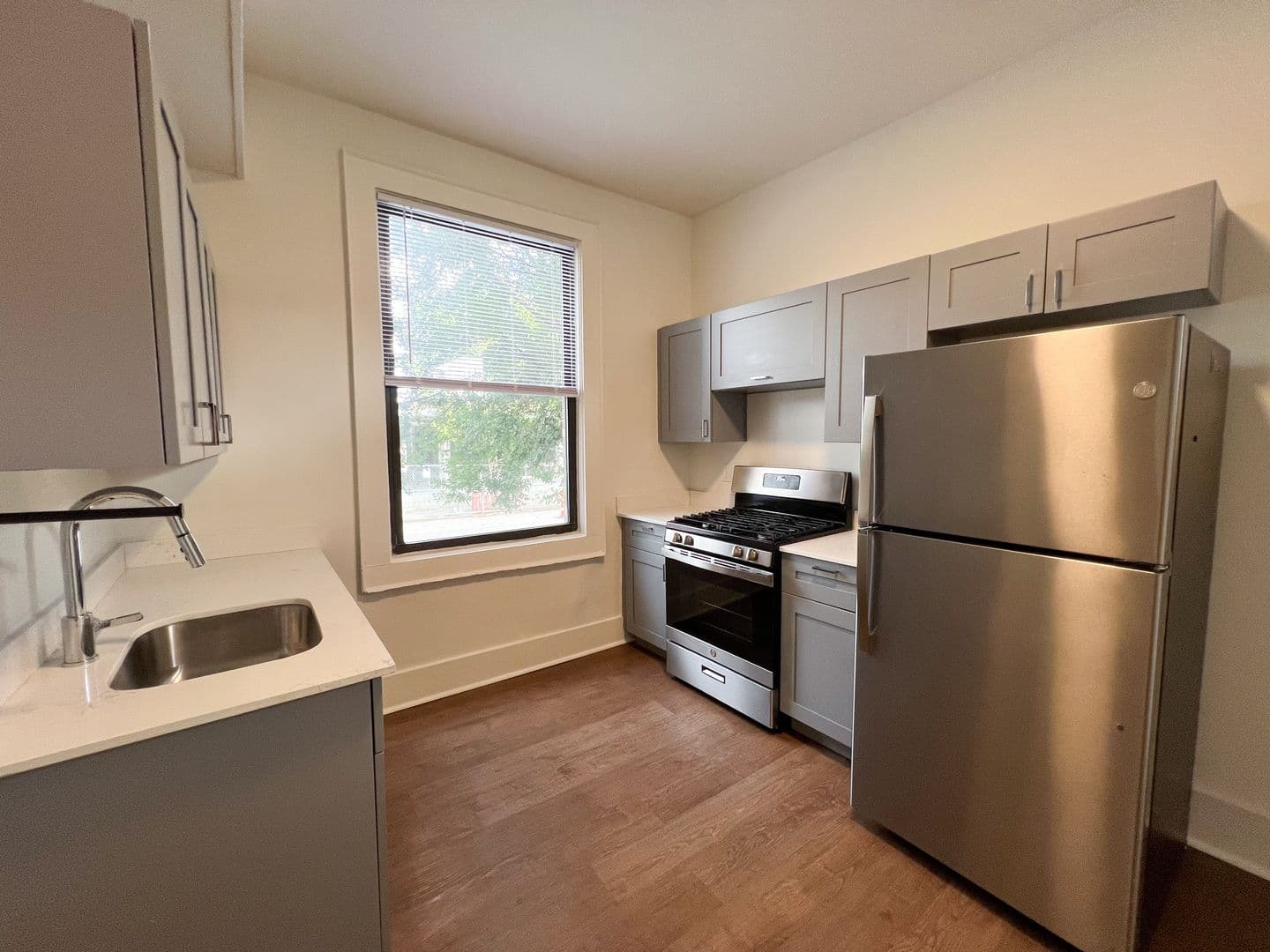 Cincinnati Apartment: 2378-2384 Park Avenue