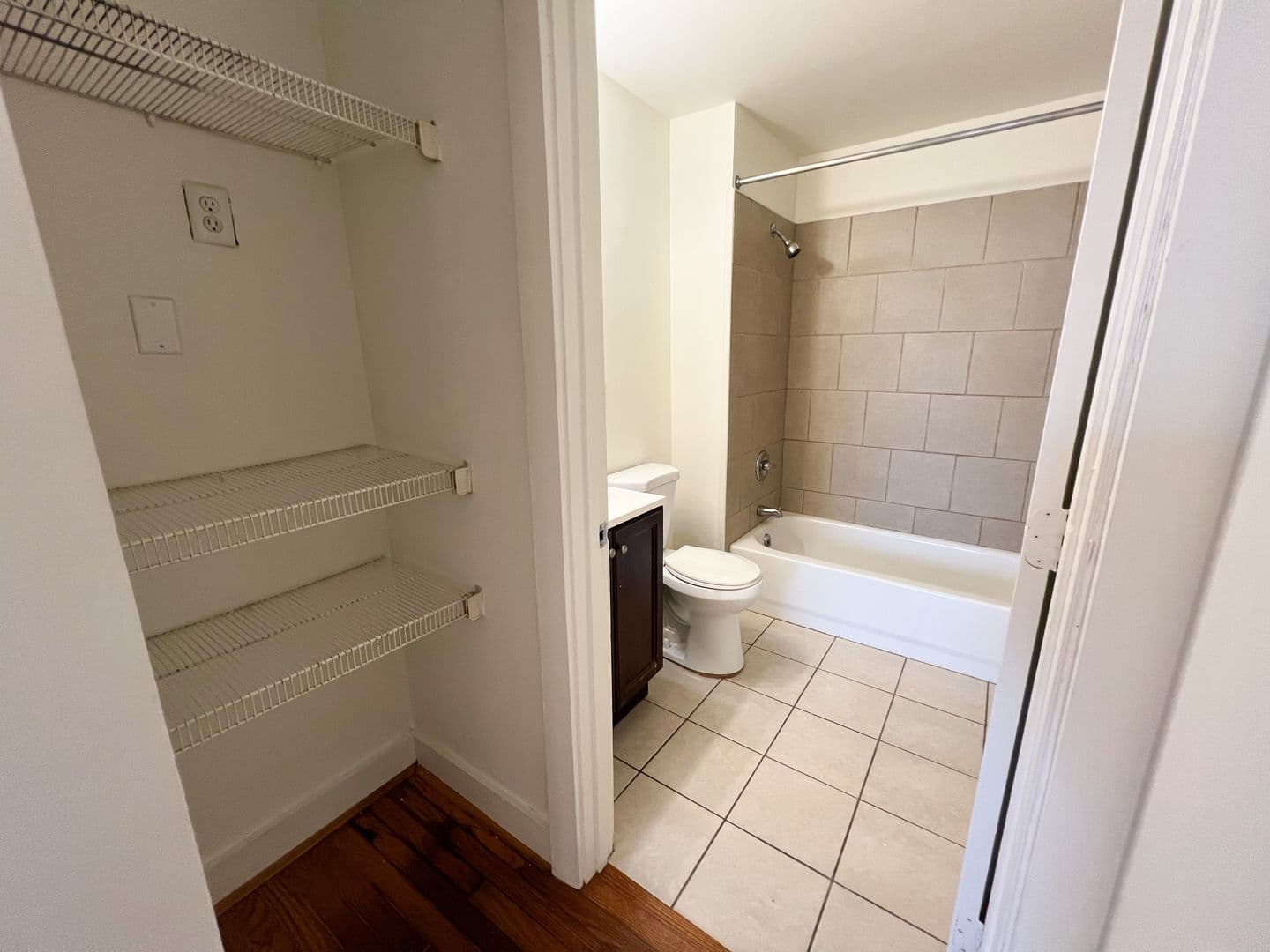 Cincinnati Apartment: 24-28 E 15th